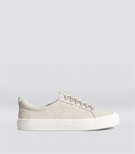Load image into Gallery viewer, OCA Suede Speedhooks Vintage White