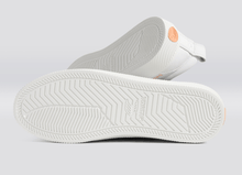 Load image into Gallery viewer, PANTONA OCA Pebbled Leather White Peach Fuzz